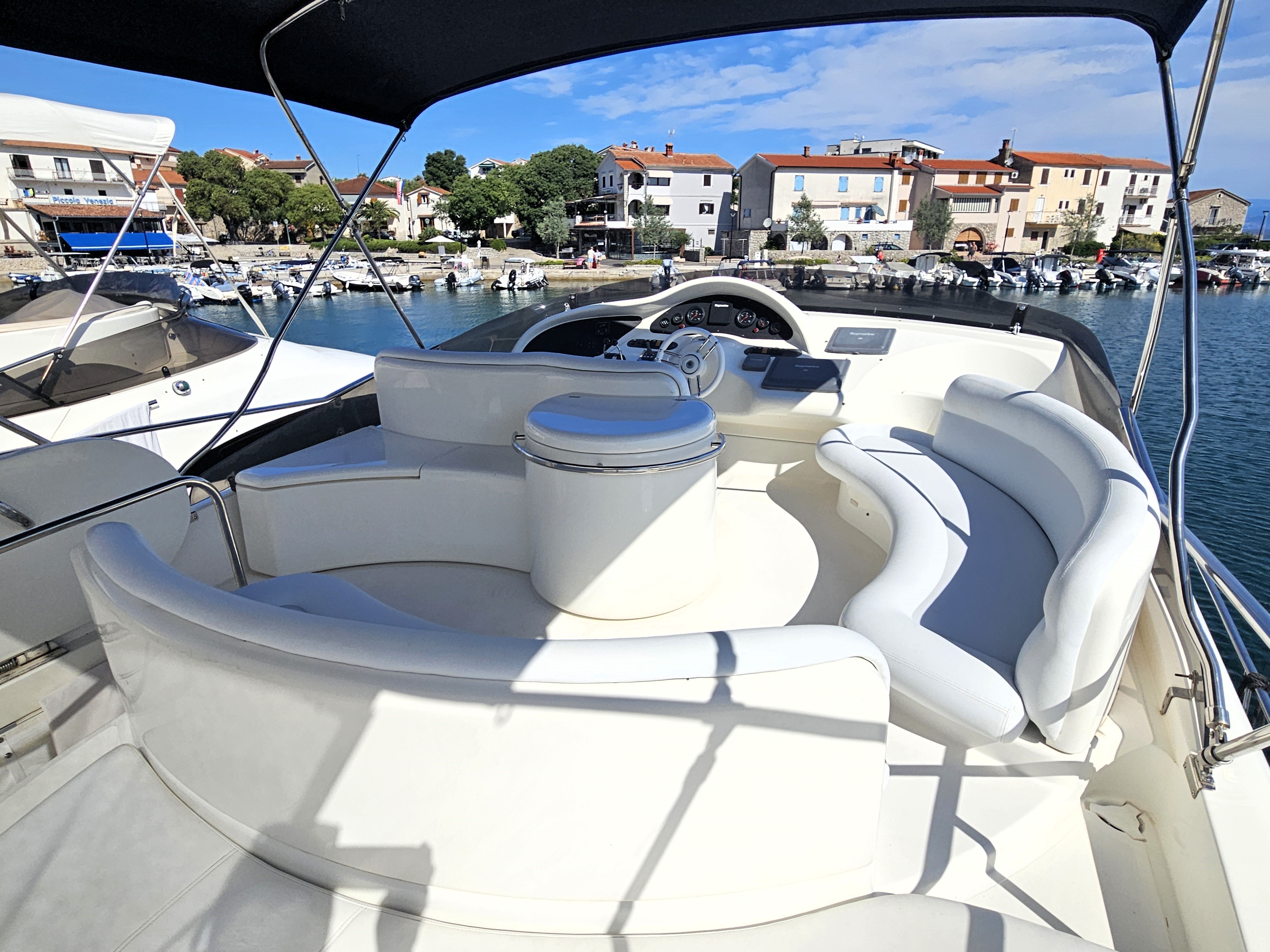 Azimut 46  - 