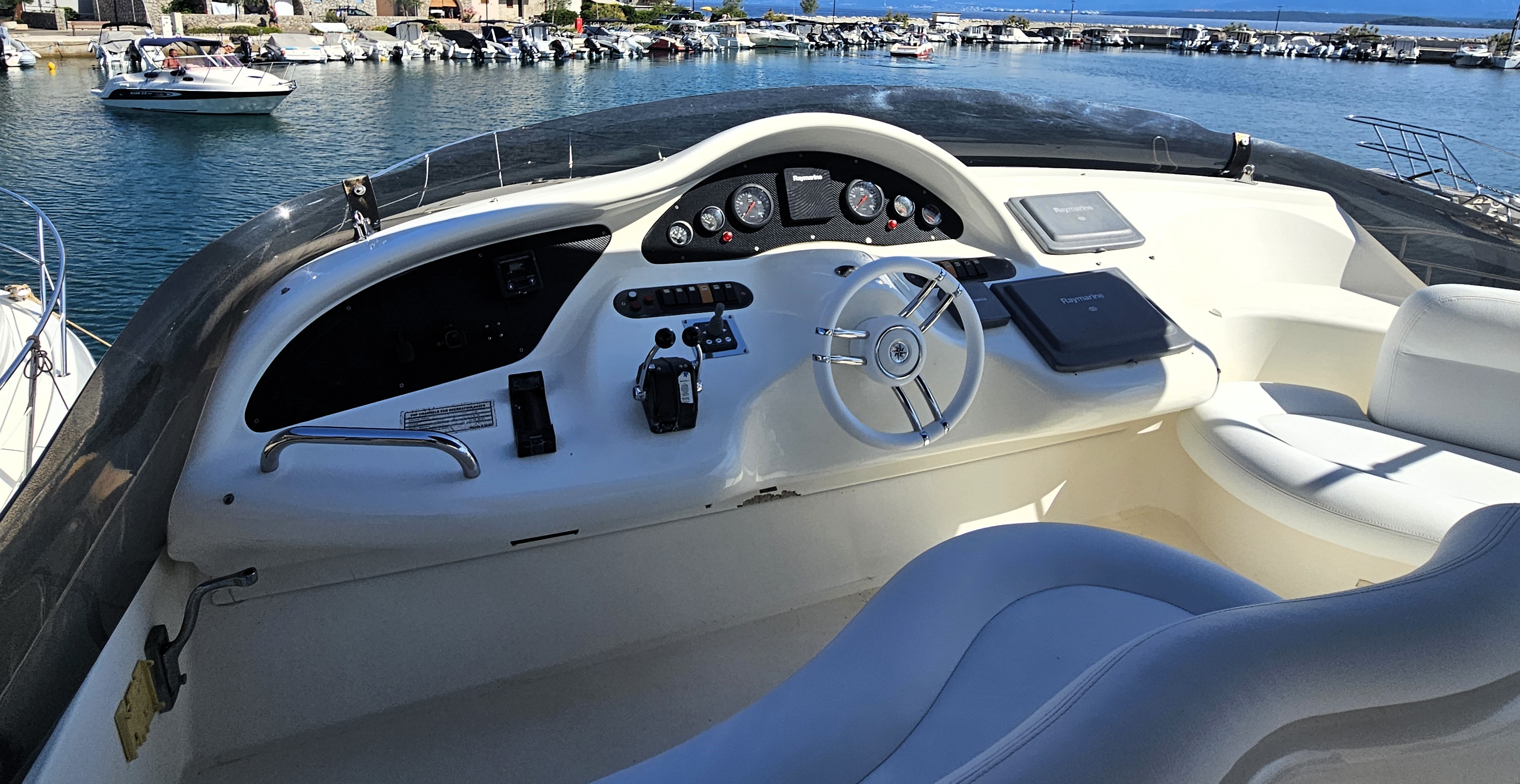 Azimut 46  - 
