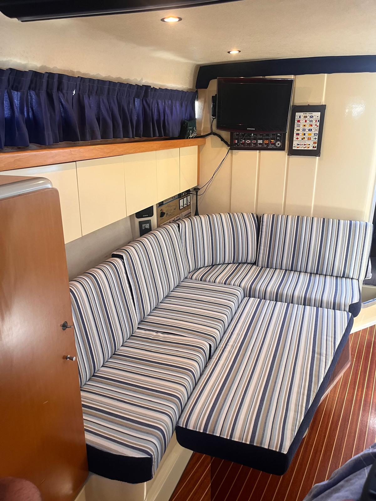 Gobbi 31 Cabin - 