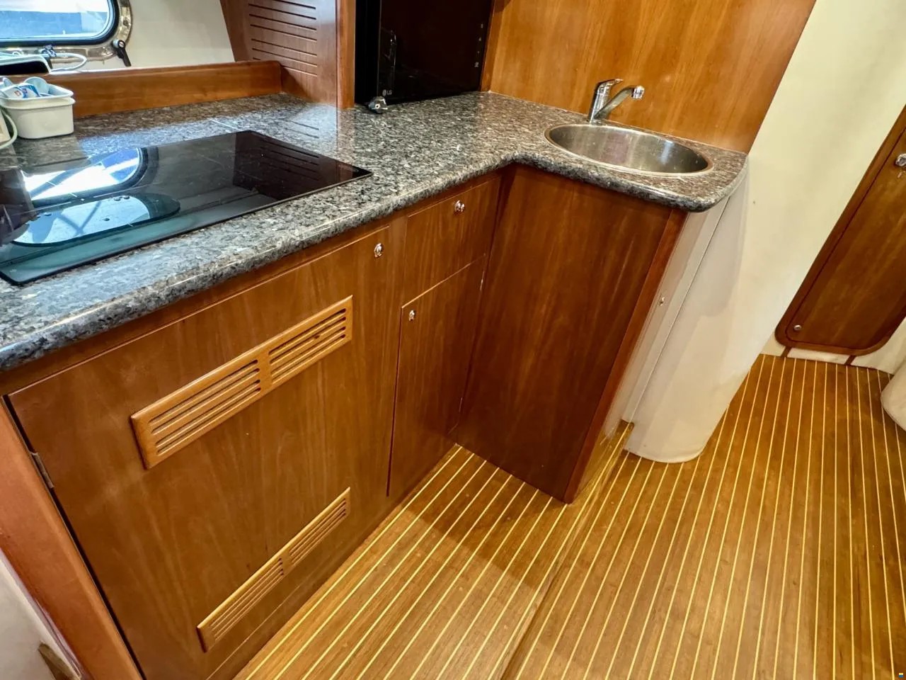 Airon Marine 425 - 