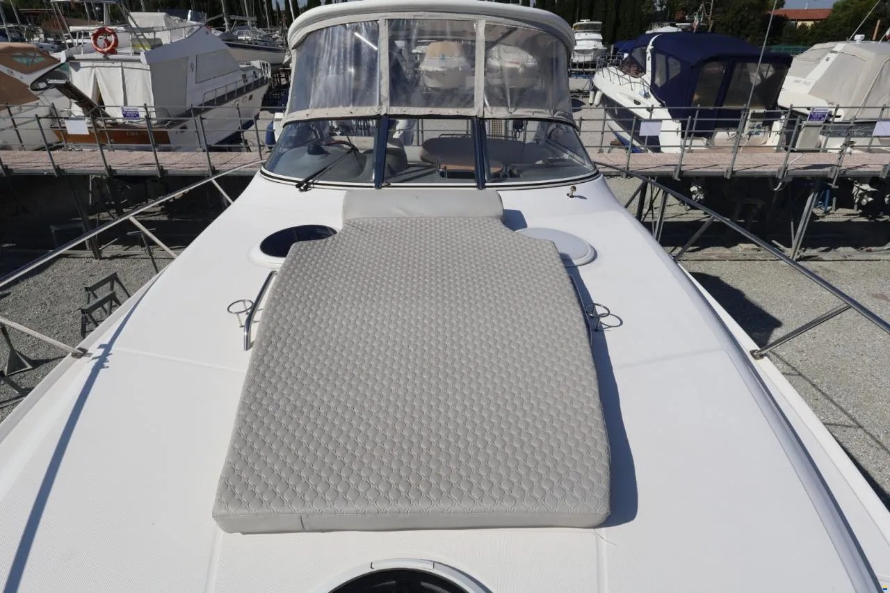 Regal 3760 - 