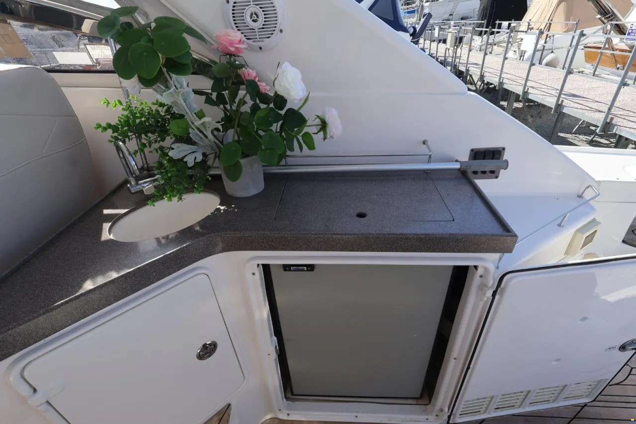 Regal 3760 - 