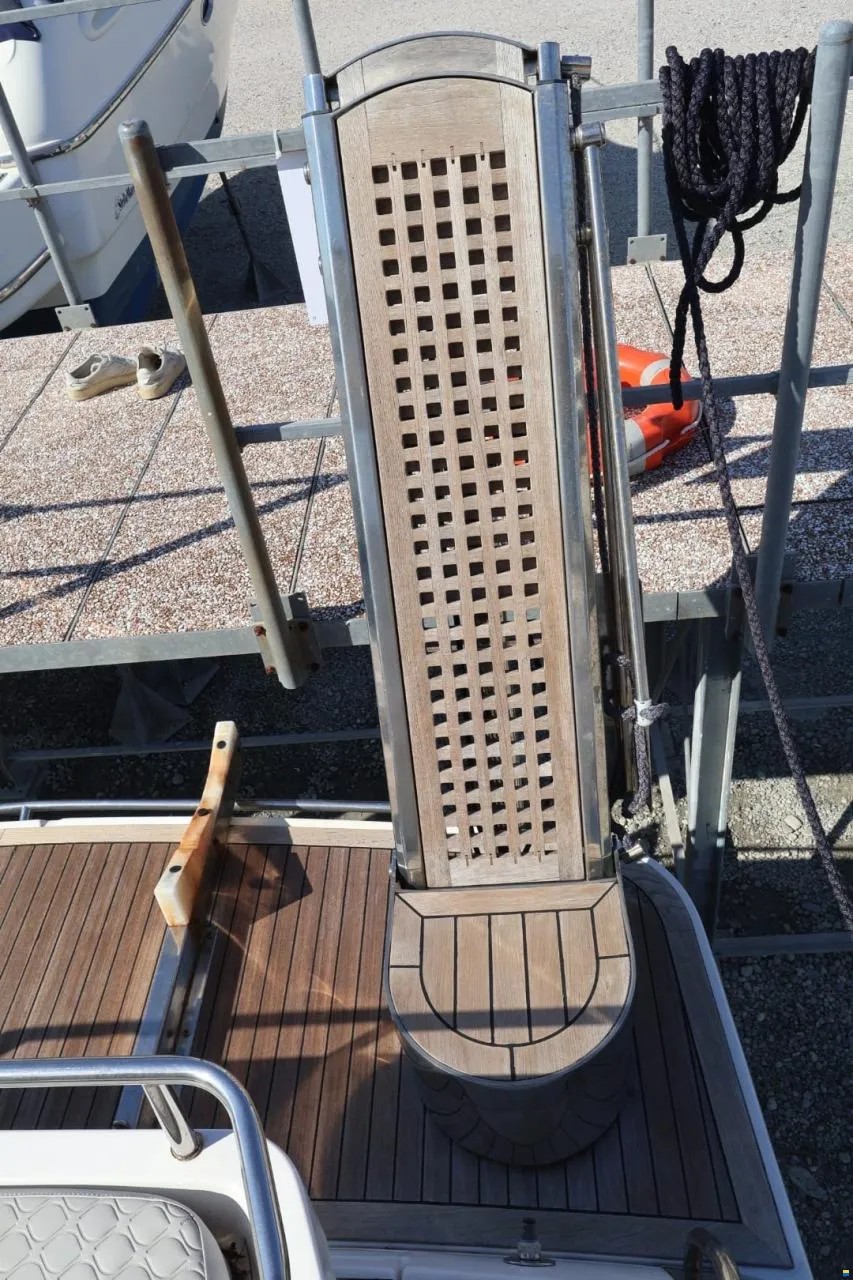 Regal 3760 - 