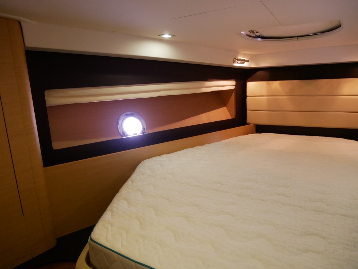 Beneteau Montecarlo 37 HT - 