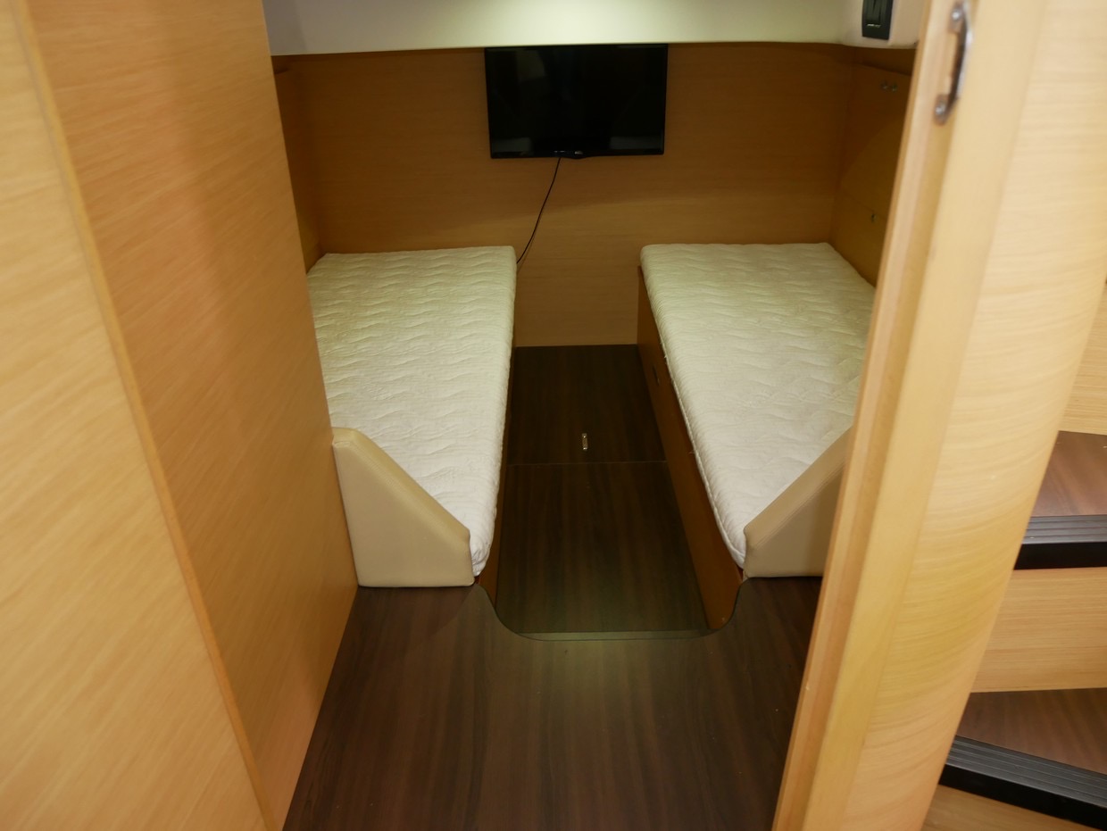 Beneteau Montecarlo 37 HT - 