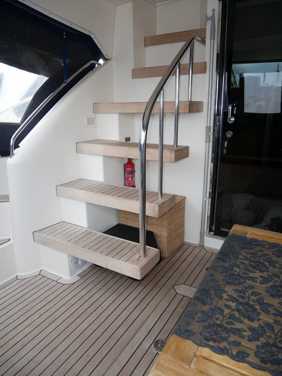 Fairline Phantom 46 - 
