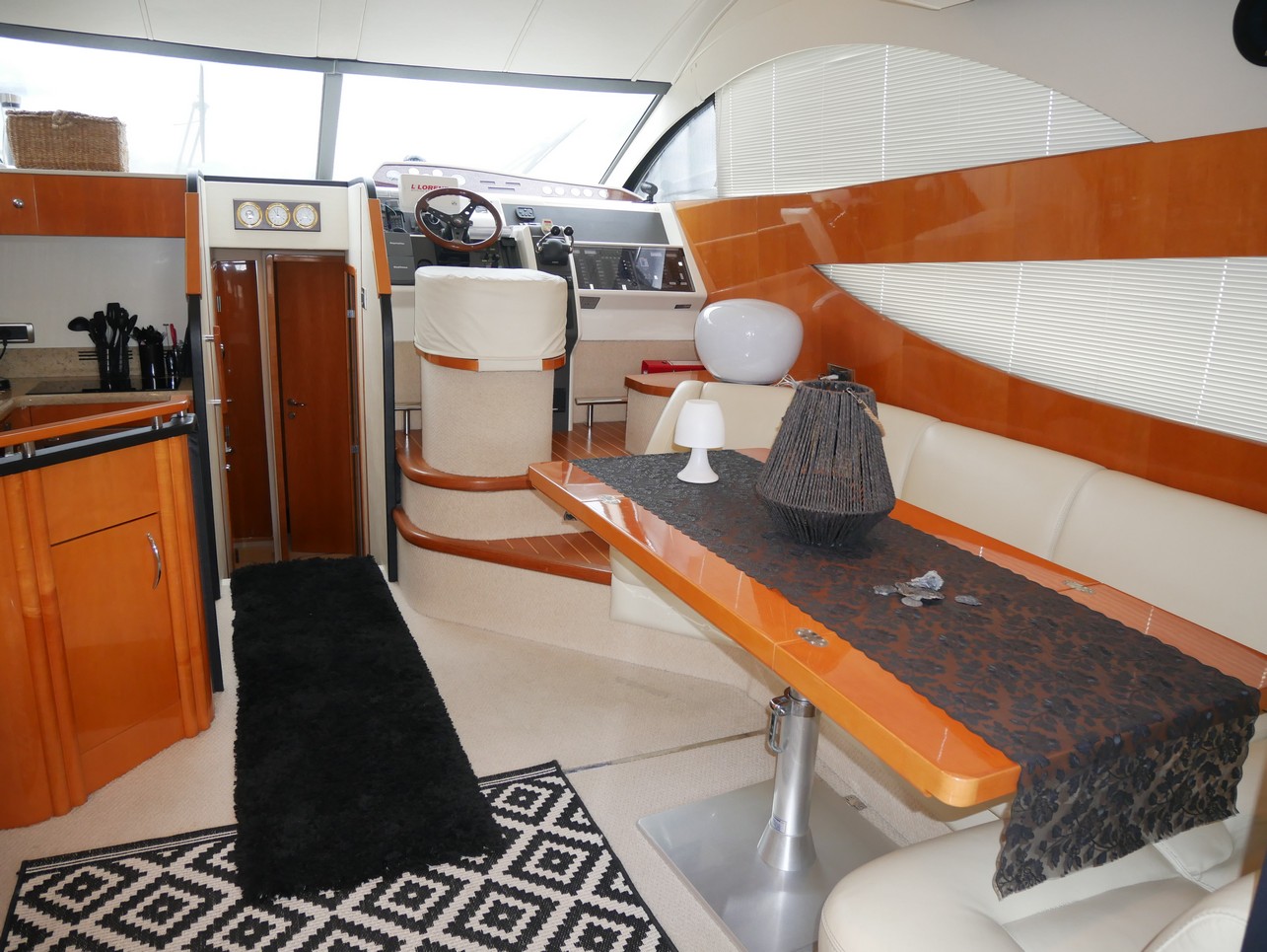 Fairline Phantom 46 - 