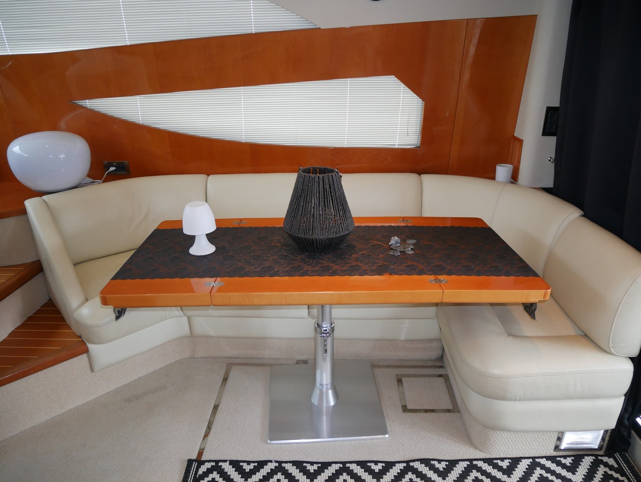 Fairline Phantom 46 - 