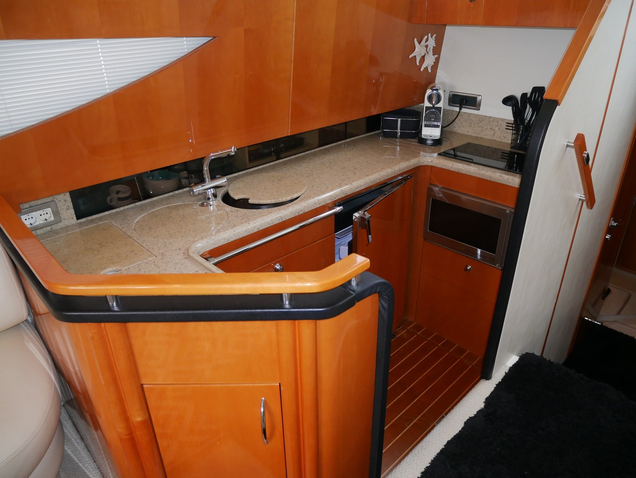 Fairline Phantom 46 - 