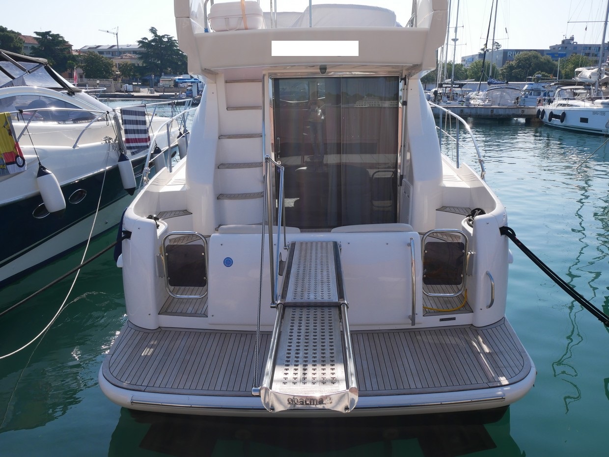 Azimut 42 - 
