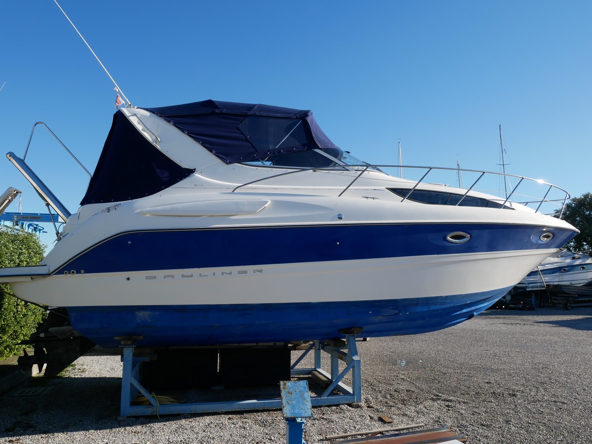 Bayliner 305 - 